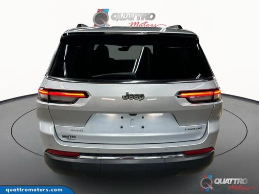 2023 Jeep Grand Cherokee L Laredo