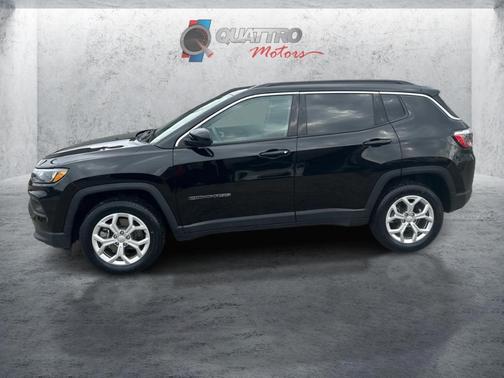 Diamond Black 2024 Jeep Compass Latitude
