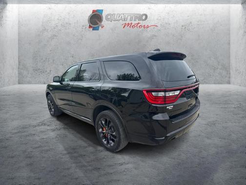 Black Clearcoat 2022 Dodge Durango GT