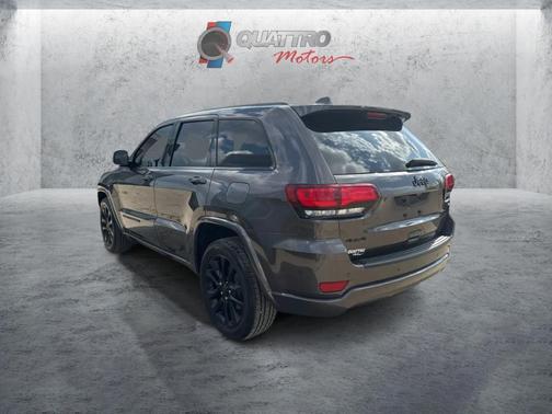 Granite Crystal Clearcoat Metallic 2020 Jeep Grand Cherokee Altitude