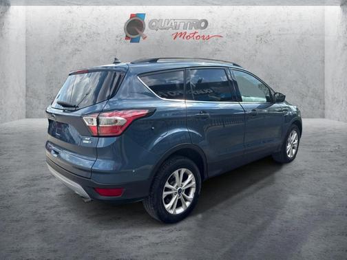 Blue 2018 Ford Escape SE
