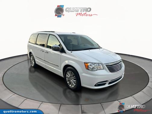 2016 Chrysler Town & Country Touring-L