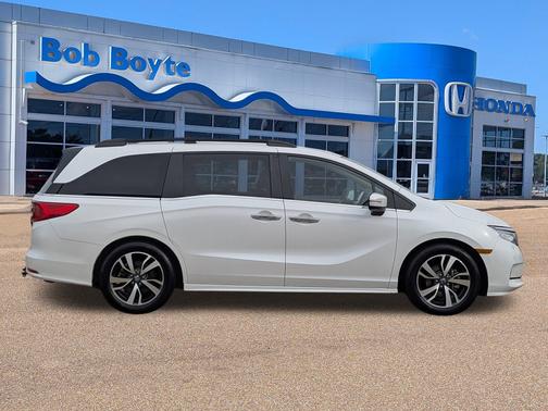 2023 Honda Odyssey 
