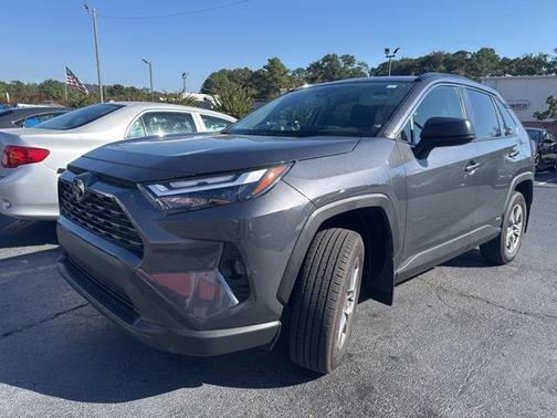 2025 Toyota RAV4 Hybrid SE