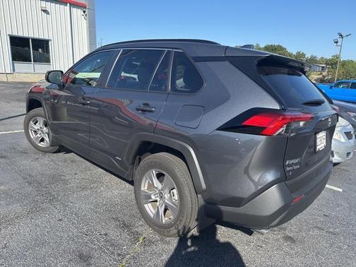 2025 Toyota RAV4 Hybrid SE