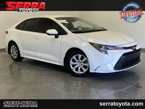 Ice Cap 2025 Toyota Corolla LE