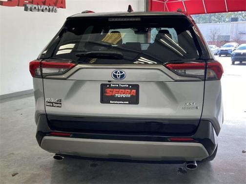 2024 Toyota RAV4 Hybrid SE