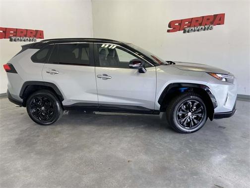 2024 Toyota RAV4 Hybrid SE