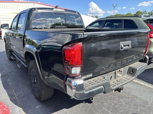 Midnight Black Metallic 2022 Toyota Tacoma SR5