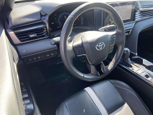 Heavy Metal 2025 Toyota Camry SE