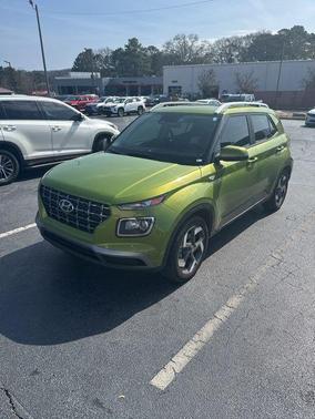 2024 Hyundai VENUE SEL