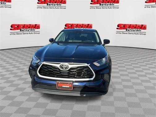 2022 Toyota Highlander L