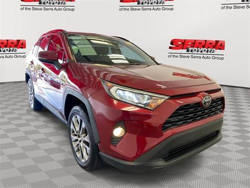 2020 Toyota RAV4 XLE Premium