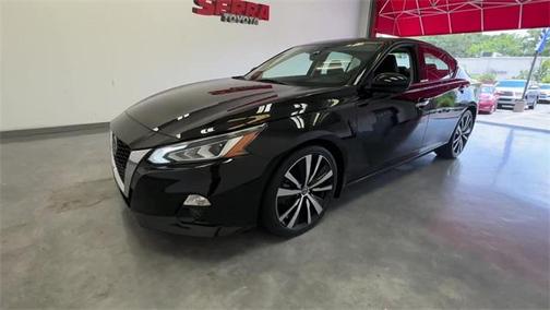 2020 Nissan Altima Platinum VC-Turbo FWD