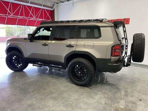 Meteor Shower 2025 Toyota Land Cruiser 1958