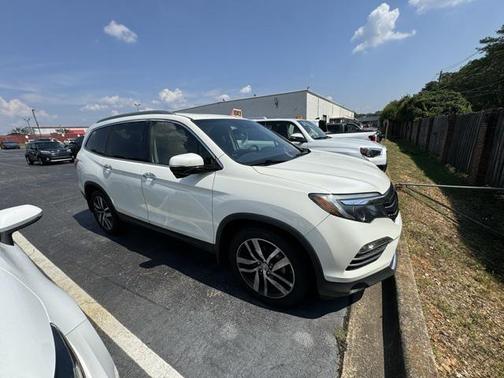 2017 Honda Pilot Touring
