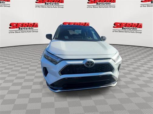 2025 Toyota RAV4 Hybrid SE
