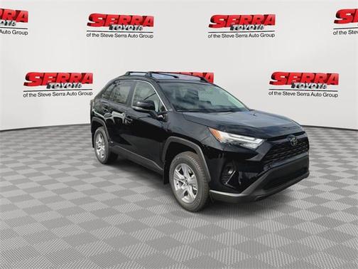 2025 Toyota RAV4 Hybrid XLE