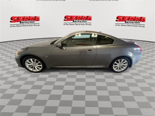 2015 INFINITI Q60 Journey