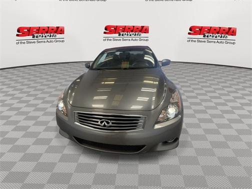 2015 INFINITI Q60 Journey