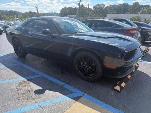 2017 Dodge Challenger SXT