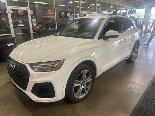 2025 Audi Q5 45 S line Premium