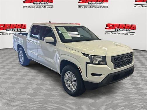 2023 Nissan Frontier SV