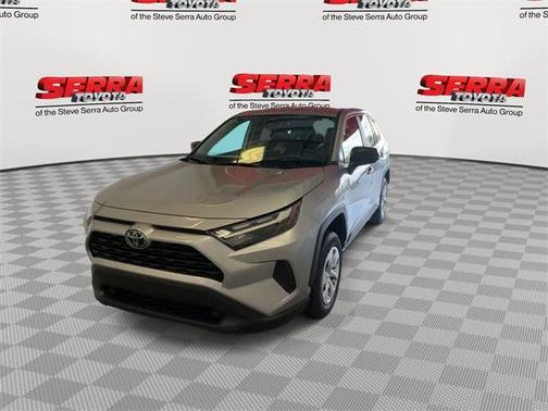 2025 Toyota RAV4 LE