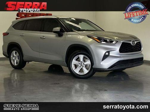 2021 Toyota Highlander LE
