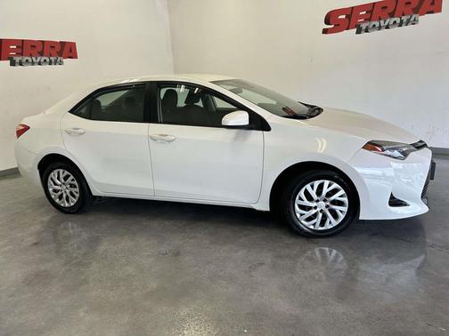 Blizzard Pearl 2017 Toyota Corolla LE