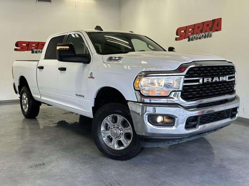 Bright White Clearcoat 2024 RAM 2500 Big Horn Crew Cab 4x4 6'4' Box
