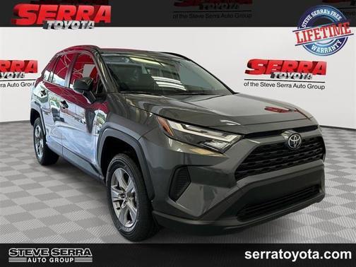 2025 Toyota RAV4 Hybrid SE