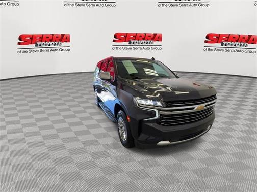 2022 Chevrolet Suburban LT