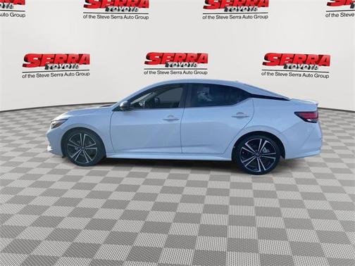 2022 Nissan Sentra SR