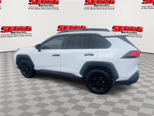 2021 Toyota RAV4 SE