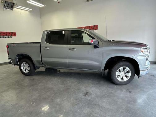 Sterling Gray Metallic 2026 Chevrolet Silverado 1500 LT