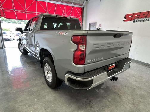 Sterling Gray Metallic 2026 Chevrolet Silverado 1500 LT