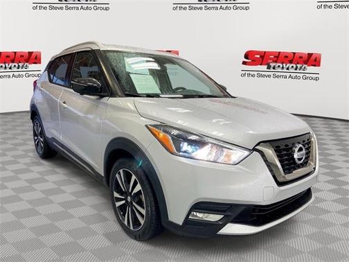 2019 Nissan Kicks SR