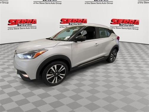 2019 Nissan Kicks SR
