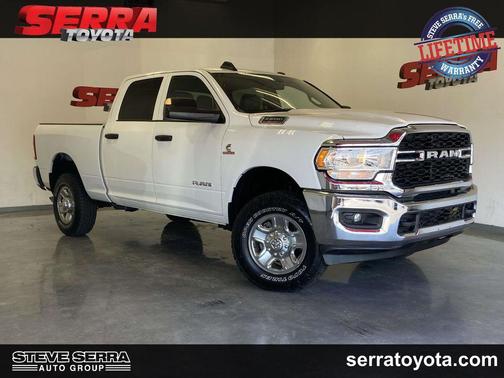 2022 RAM 2500 Tradesman Crew Cab 4x4 6'4' Box