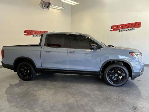2025 Honda Ridgeline Black