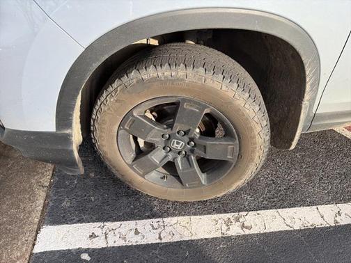 2025 Honda Ridgeline Black