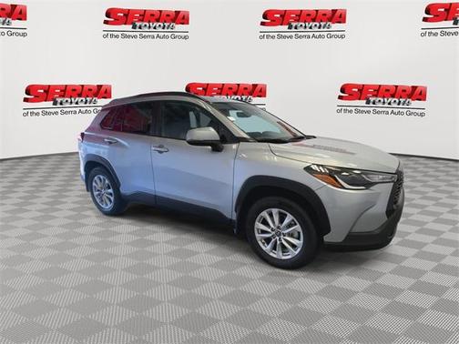 2024 Toyota Corolla Cross LE