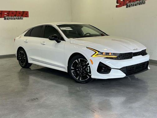 Glacial White Pearl 2023 Kia K5 GT-Line