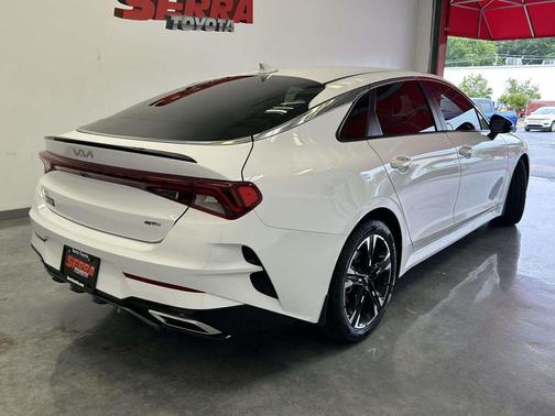 Glacial White Pearl 2023 Kia K5 GT-Line