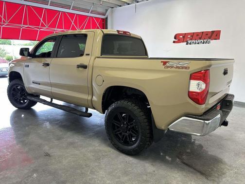 Quicksand 2019 Toyota Tundra SR5