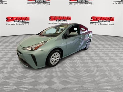 2019 Toyota Prius LE