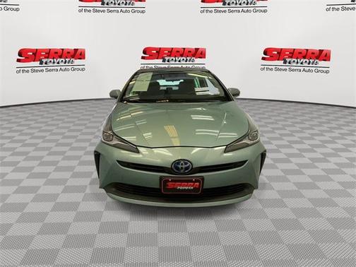 2019 Toyota Prius LE