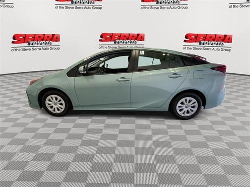 2019 Toyota Prius LE