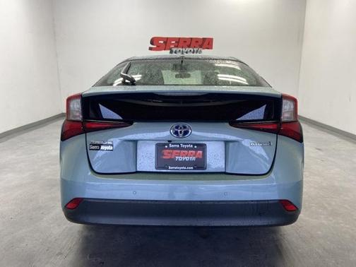 2019 Toyota Prius LE